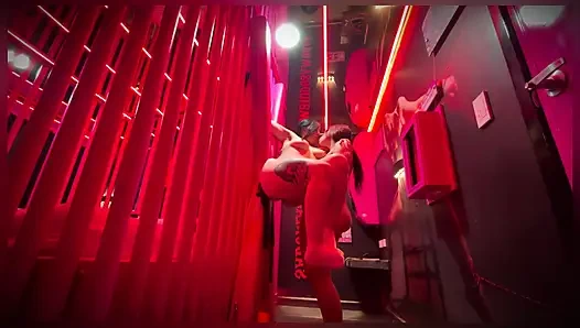 İki Çok Büyük Poposu Ve Çok Şehvetli Lezbiyen Arasında Popo Yemeği - Anitta Miller ve Sweet Kimmi