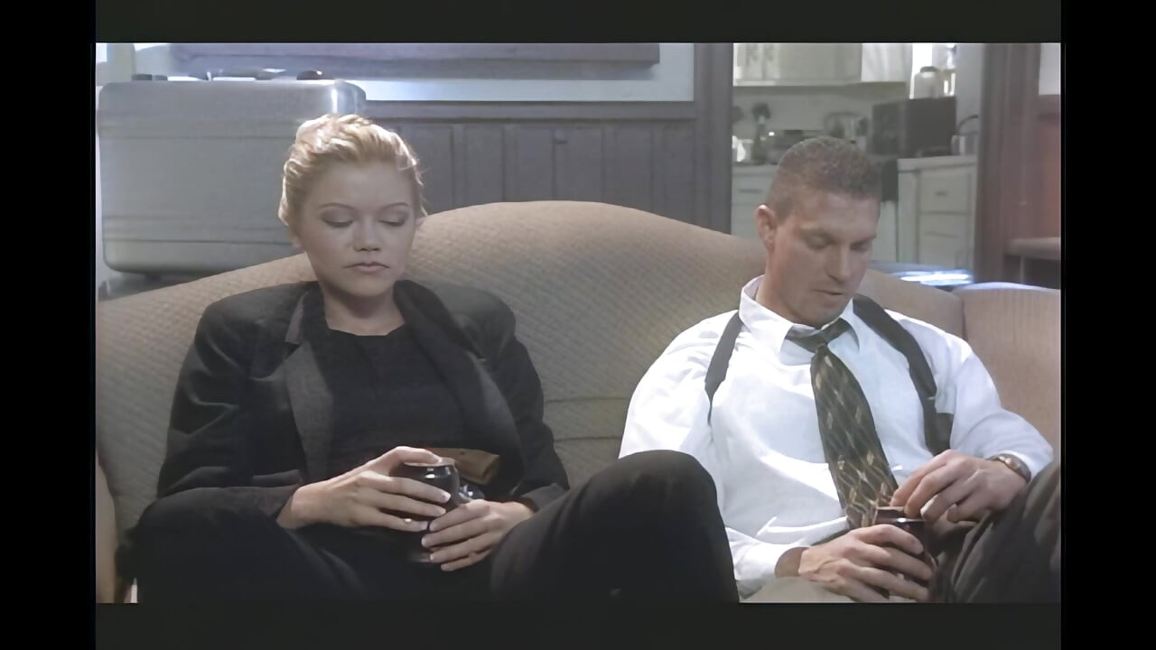 Σκληρός πούτσος συναντά καυτό μωρό