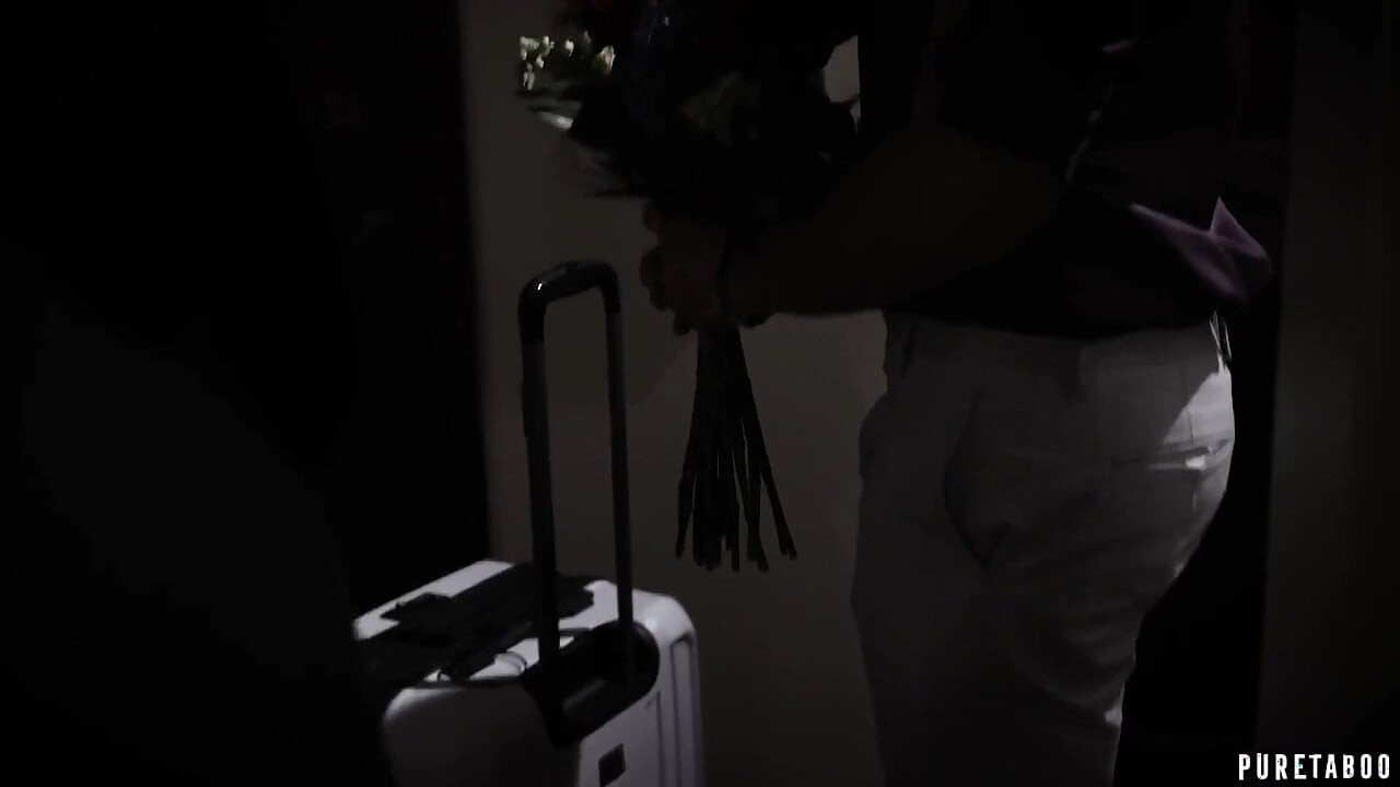 Pure Taboo - novia de pedidos de correo recibe preñada