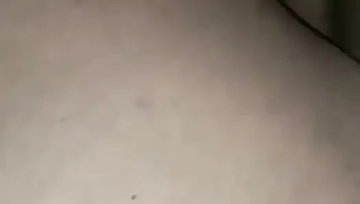 Eva gibt ihren arsch auf, um von Samaels schwanz gefickt zu werden