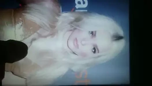 La bella Dove Cameron