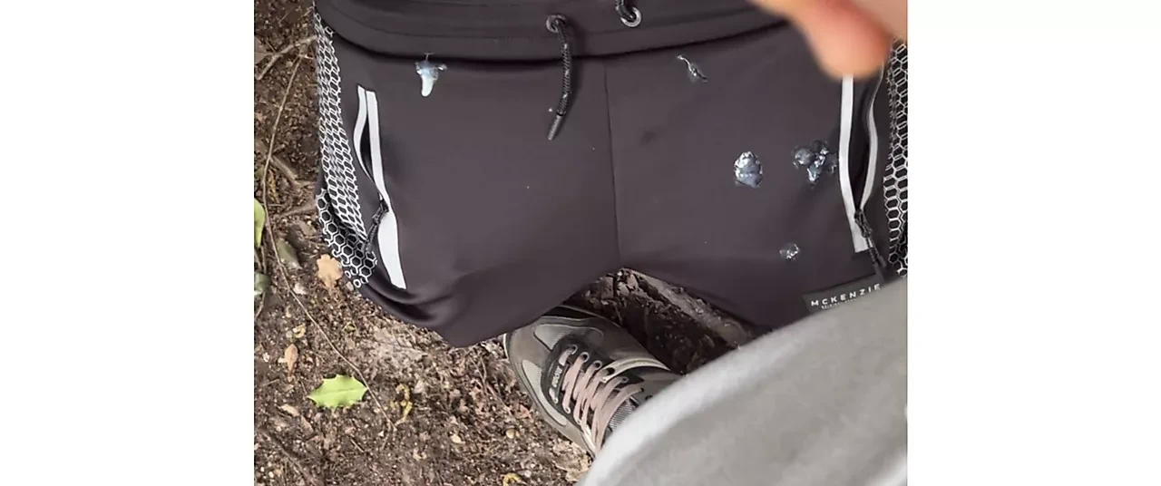 Went to the woods to pee and I found a nice ass to fuck