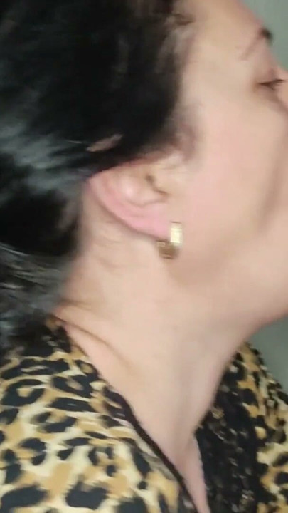 Hungry MILF Sucked my Dick and got Cum in Mouth - Amateur MILF Blowjob Cum in Mouth | Clip 1