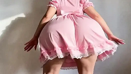 A big woman has a very big butt.