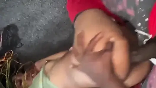 Mädchen kommen für studium geschichte unterricht, hintern hat stattdessen einen bbc in ihren arsch