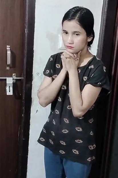 Mršava indijska 18-godišnja žena seksa za oplodnju