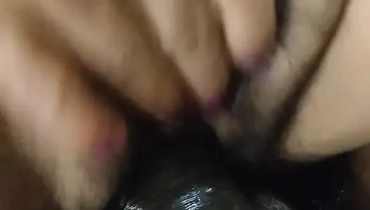 Ficken, lutschen, vorn spielen, selbstgedrehtes video, behaarte kleine muschi, huje möpse