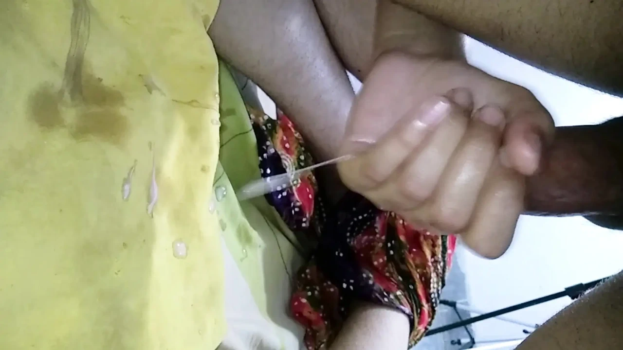 一对真正的已婚德西夫妇的私人浪漫大鸡巴指法奶油派体验