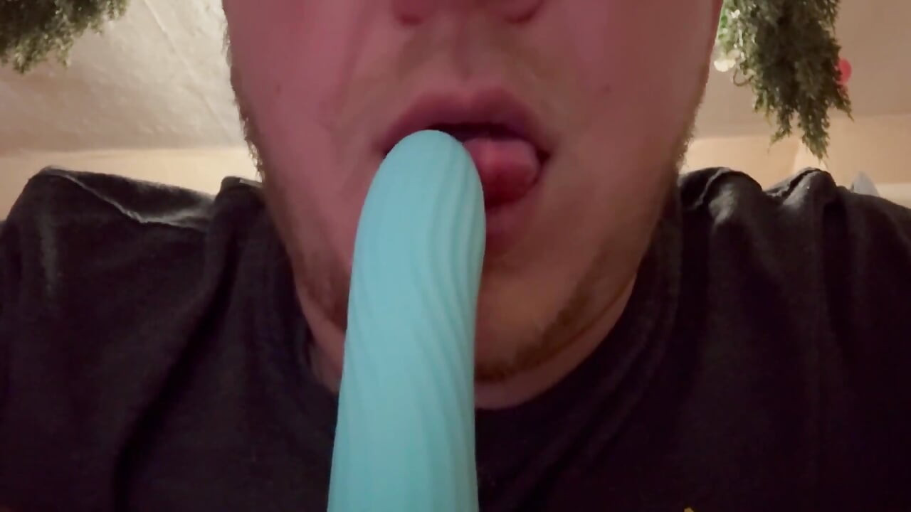 Zuigen in slow mo - dildo