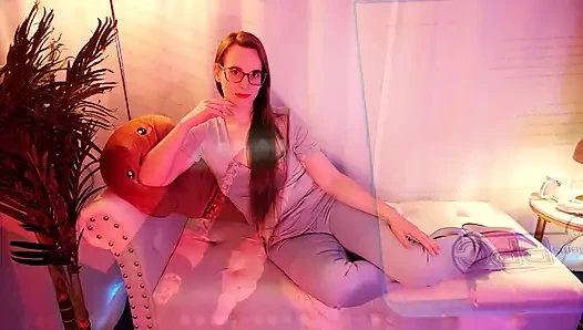 Клиника проблем с пенисом - деревенское женское доминирование, унижение, медицинская комедия