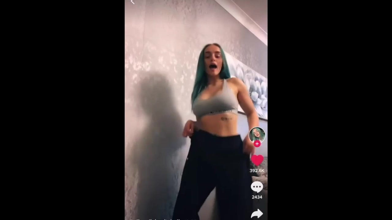 Ex Girlfriend in slow motion
