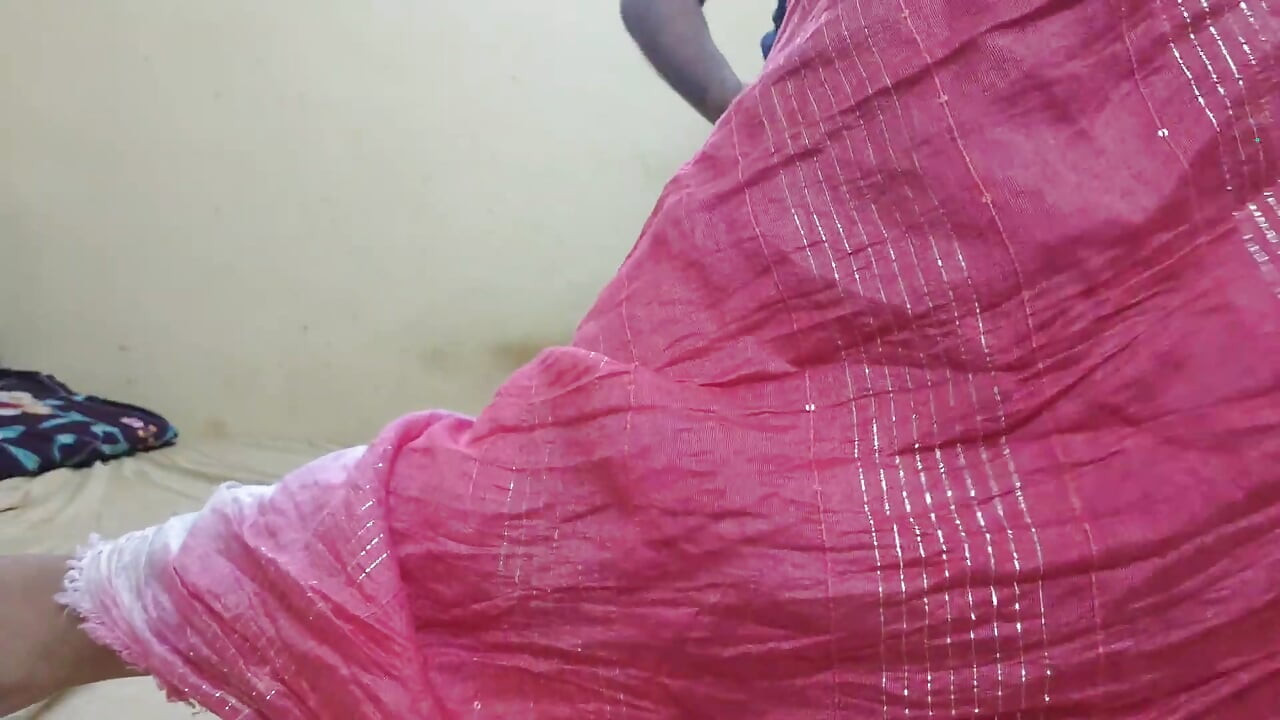 Sasur ne bahu ko per dabane ke bahane se choda