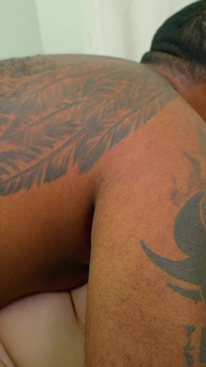 Black Man Sucking Chubby Blonde's Pussy to Squirt (real)