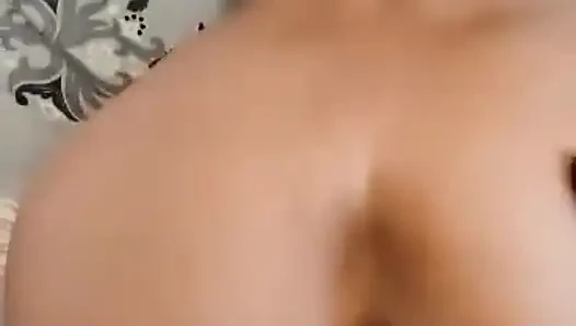 Ich mag es, in den arsch gefickt zu werden.