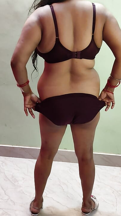 Indian chubby bbw wife dirty talking