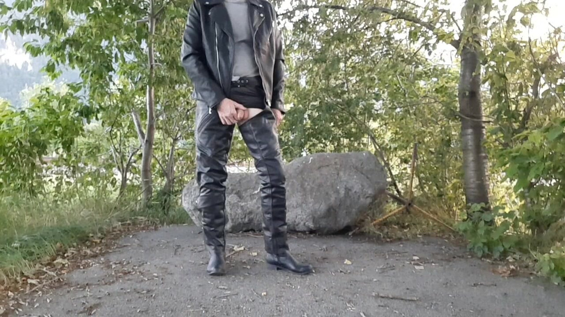 In Leder Outdoor