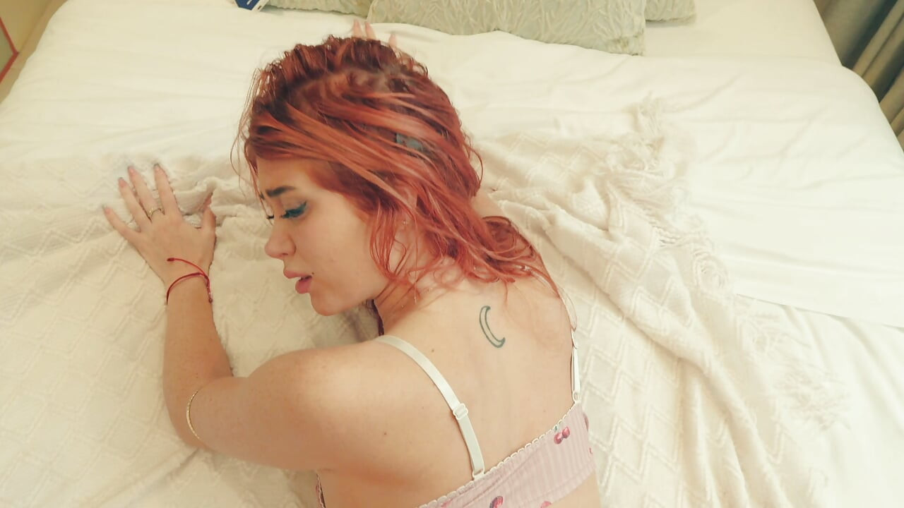 British Redhead Stepsister After Breakup Then Gives Me an Amazing Blowjob