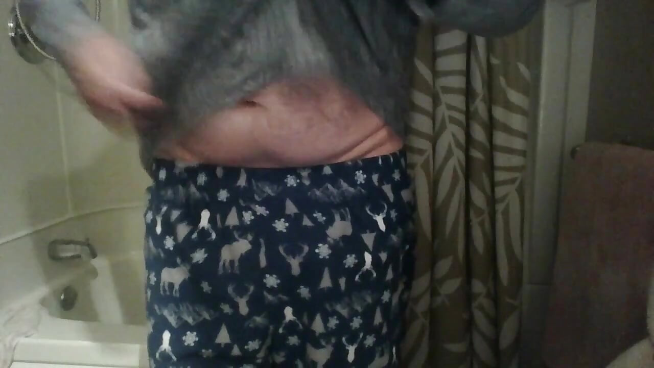 Handjob Getting Out of the Bath