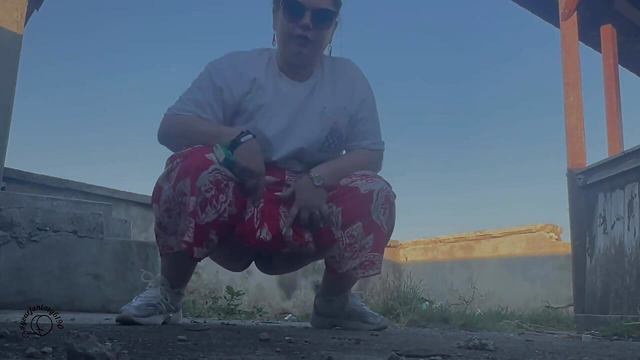 Roadtrip Outside Pee Compilation
