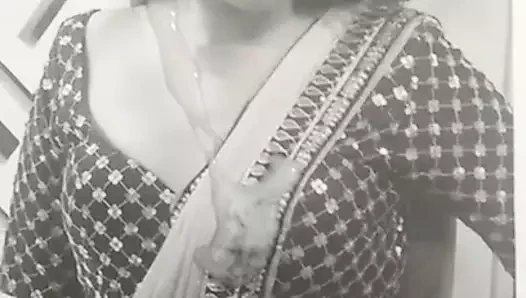 Seksi swara bhaskar döl haraç
