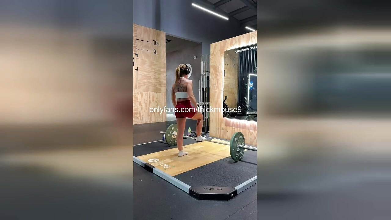 Buff Teen Deadlift Accident: Creamy Squirt TikTok Live