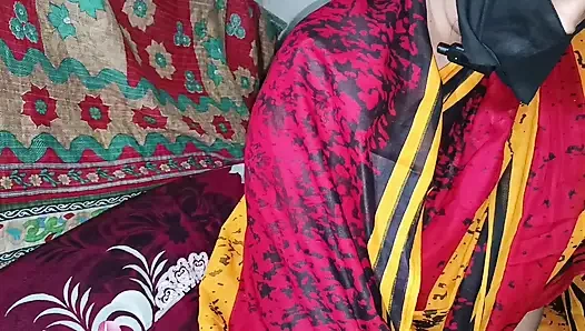 Wenn ich meine stiefmutter ficke, wird sie bei mir zu hause bleiben. Teil 01