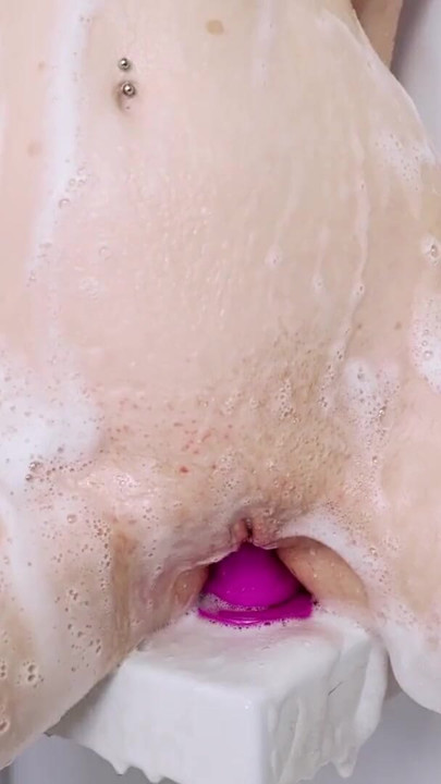Kinky teen girl gets it in the shower | Clip 1