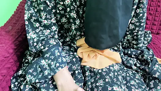 Nyonya menggunakanku untuk memuaskan memeknya dan ngentot habis-habisan