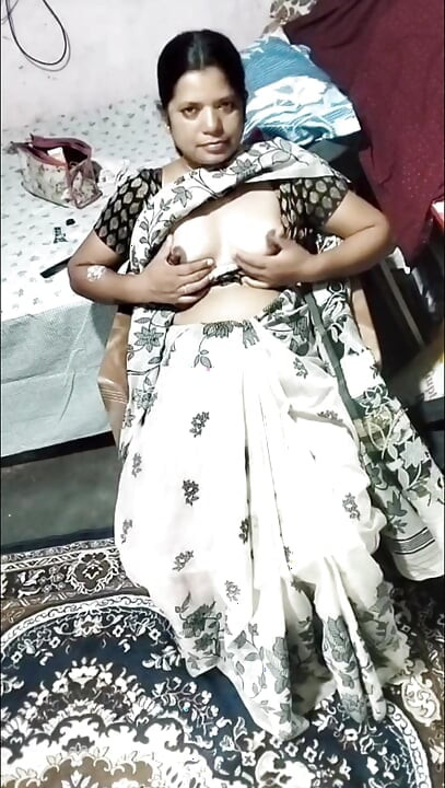Choot kholne ke lie desi liphting saari