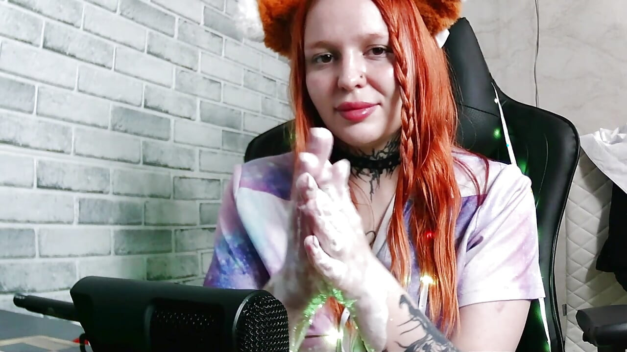 ASMR s prekrasnom djevojkom (SFW)
