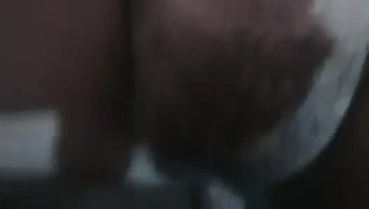 Первое видео, неверная жена трахается с другом в одночасье с большими натуральными сиськами