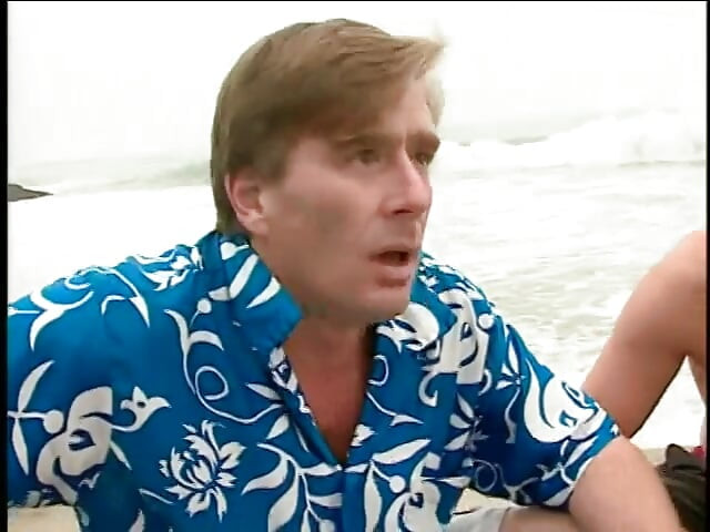Deserted beach witnesses hot fucking action with a pretty blonde
