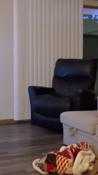 Warm MILF Pussy to Use for a hard Working Man | Clip 1