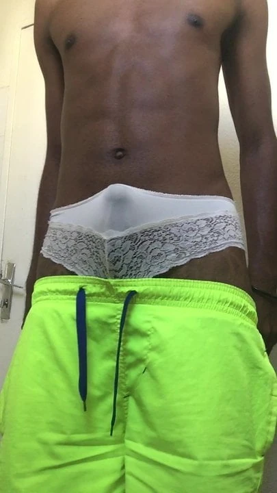 String ou boxer tweak danse