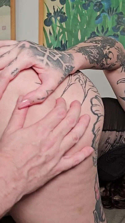 CREAMPIE and DEEP THROAT I get soaking wet and he cums inside me | Clip 1