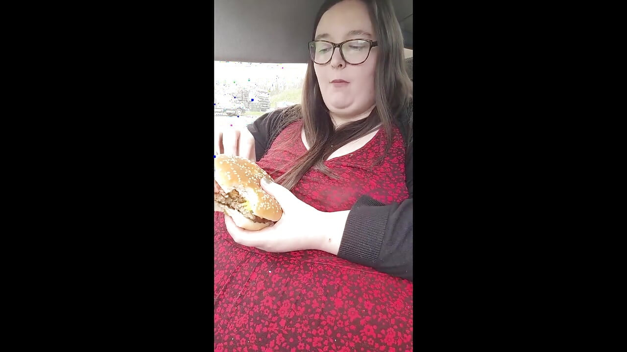 LadyBrads Vs Burger king