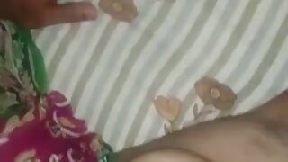 Odia face sex cu băiatul desi cu mătușa Puri în camera de hotel Cuttack Bhubaneswar