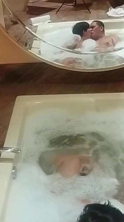 Moment uimitor de la "întâlnire romantică cu soția mea"