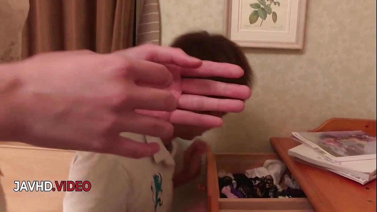 Mai Ogino's Steamy Amateur Blowjob Session Ends With A Satisfying Creampie