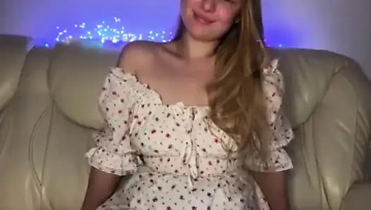 Jucielussie Fingering tight pussy in sexy dress