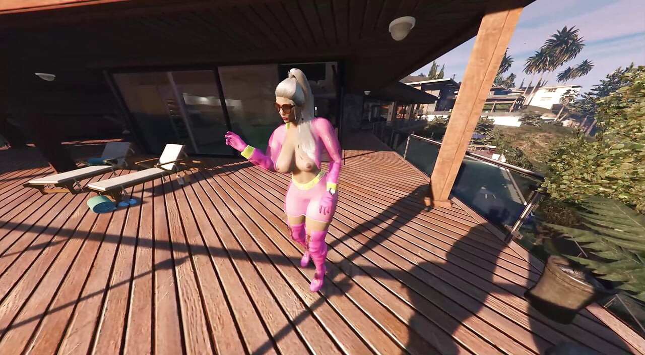 GTA 5 Franklin Hires Premium Lady in his Vinewood Mansion PART1
