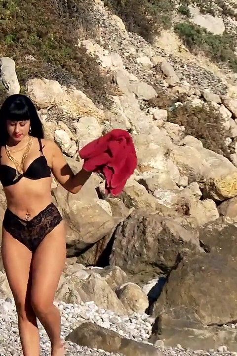 Beach babes get ass fucked and cum in ass