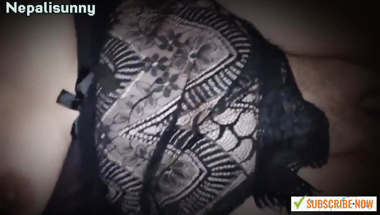 Nepali Stepmom Squirts on Special Day of Valentine with Desi Boyfriend, Full Fun