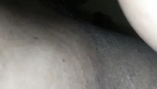 Asyalı dul komşusuyla aldatıyor