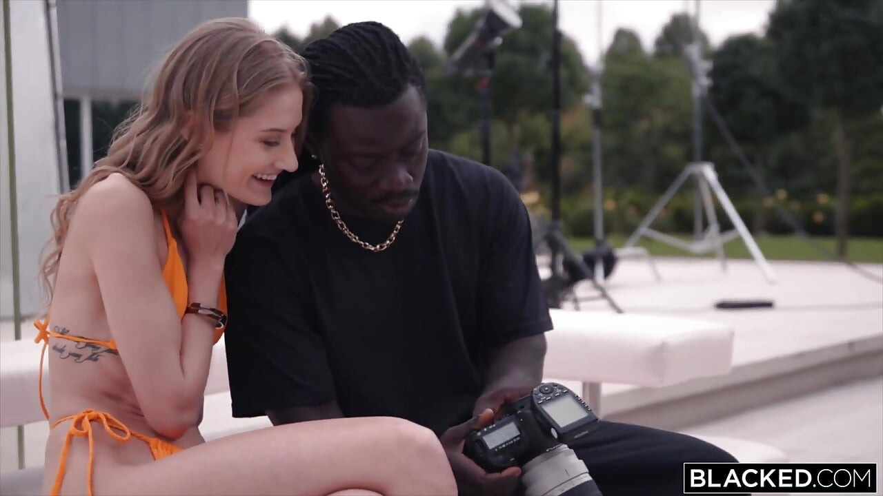 Blacked - hermosa modelo no puede oponerse a la bbc de su fotógrafo