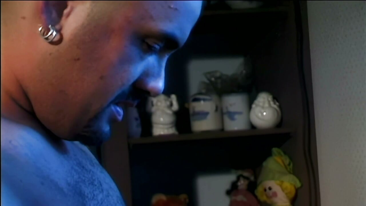 Blonde Takes BBC Deep in Bedroom Thrusts
