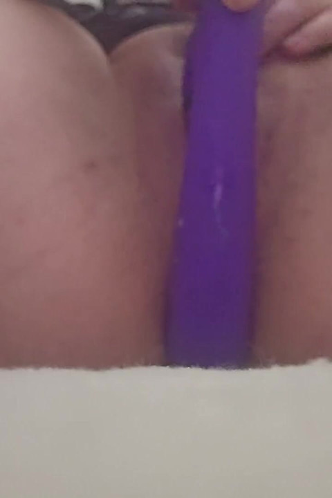 MILF Hides to Masrurbate