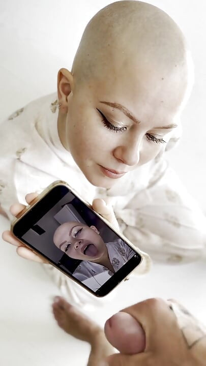 Cumtribute Bald Girl Cleanup Her Phone After