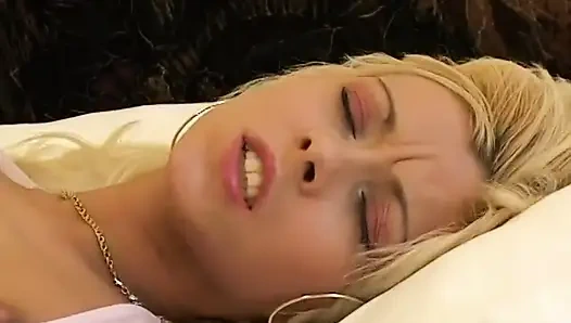 Поцелуй иуды - (полный порно фильм), DVD