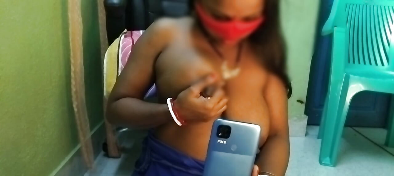 Viral boobs show & dildo play
